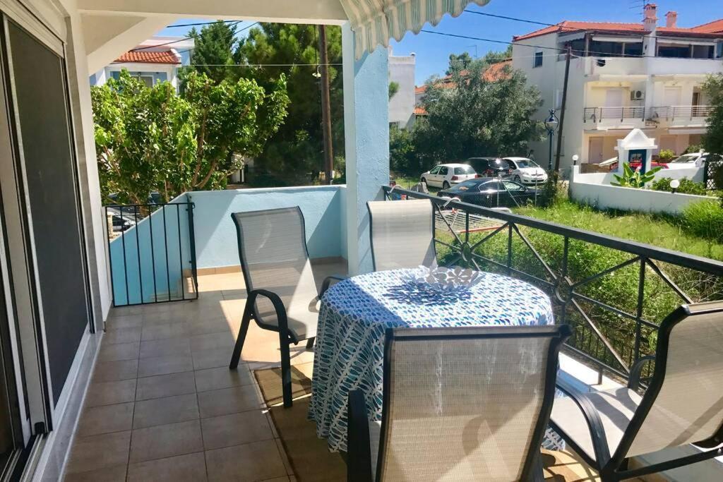 Apartment For 4 Or More Πευκοχώρι Εξωτερικό φωτογραφία